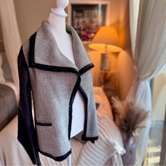 Vince Black& Gray Women's Boucle Moto jacket with leather sleeves, shawl collar. - Picture 2 of 9